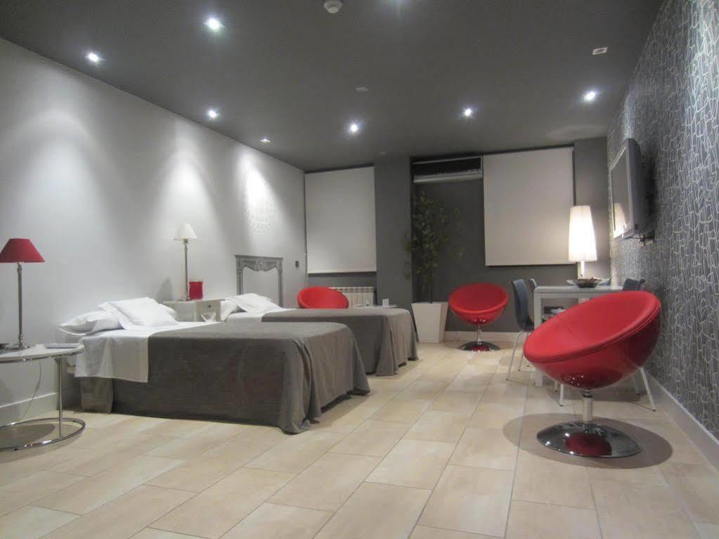 Apartahotel Comforsuite Boecillo Extérieur photo